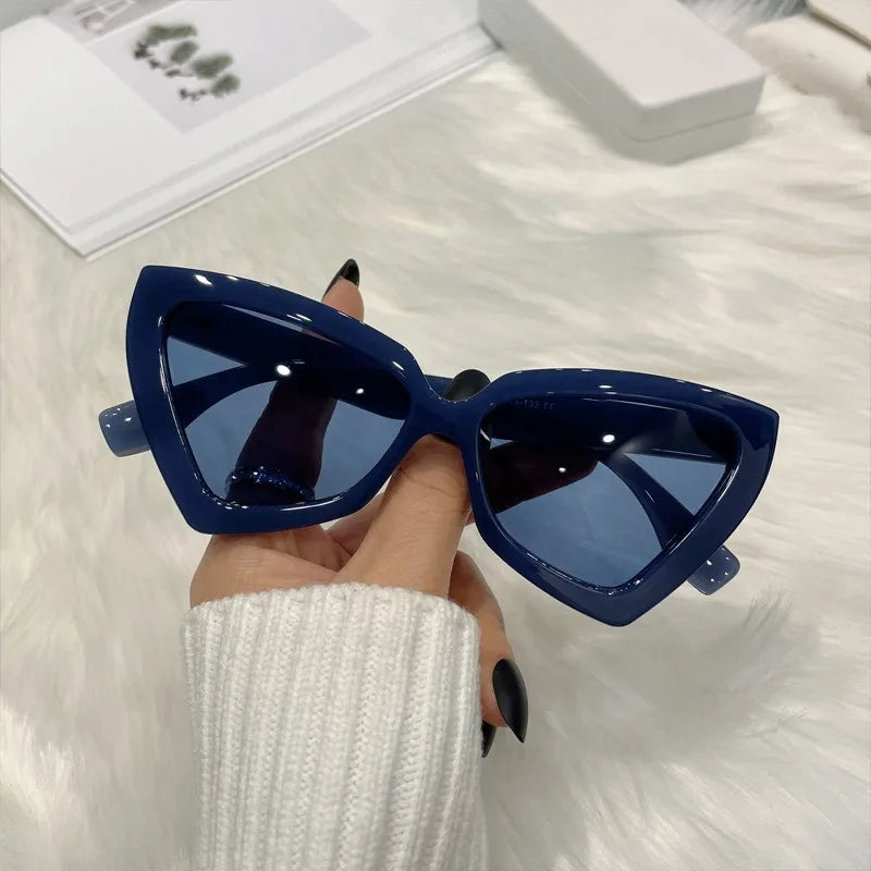Red Cat Eye Sunglasses Women New Fashion Style Triangle Shades Clear Candy Color Eyewear Vintage Sun Glasses for Women Fashion